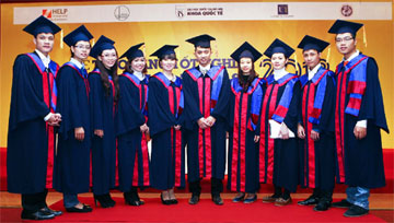 grad-130419.jpg