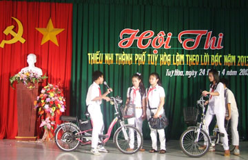 thi-lam-theo130508.jpg