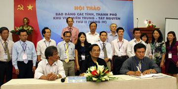 hoi-thao-k130628.jpg