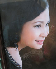 Hoang-Cam-Thach130725.jpg