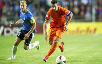 persie-ha-lan-130907.jpg