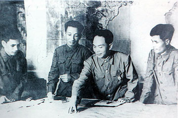 quan-su.jpg