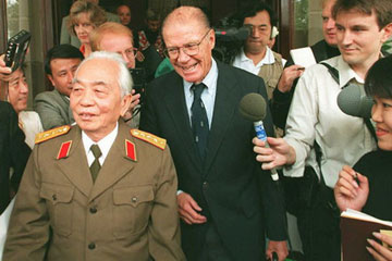 tuong-giap131008.jpg