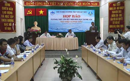 hop-bao140217.jpg