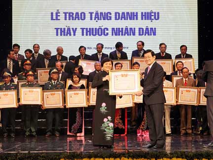 thaythuoc-140228.jpg