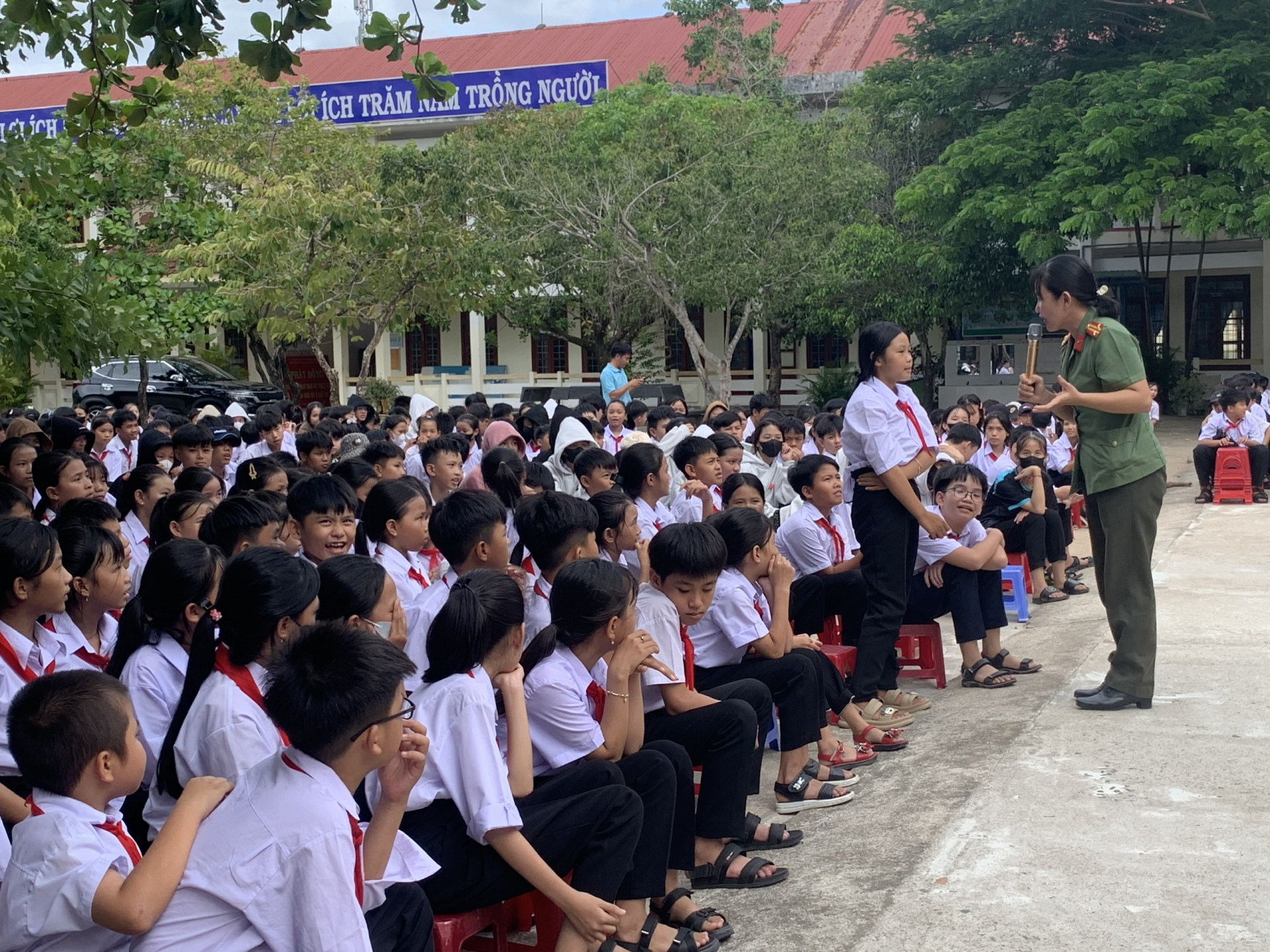 Tạo môi trường sống an toàn, lành mạnh cho những mầm xanh