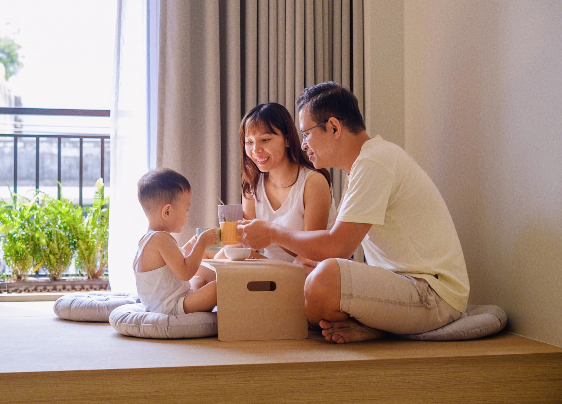 “Mắt nhắm mắt mở” để gia đình được bình yên