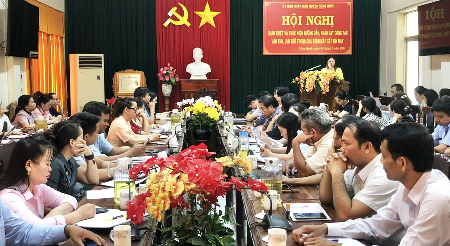Quyết liệt sắp xếp, tinh gọn bộ máy hành chính
