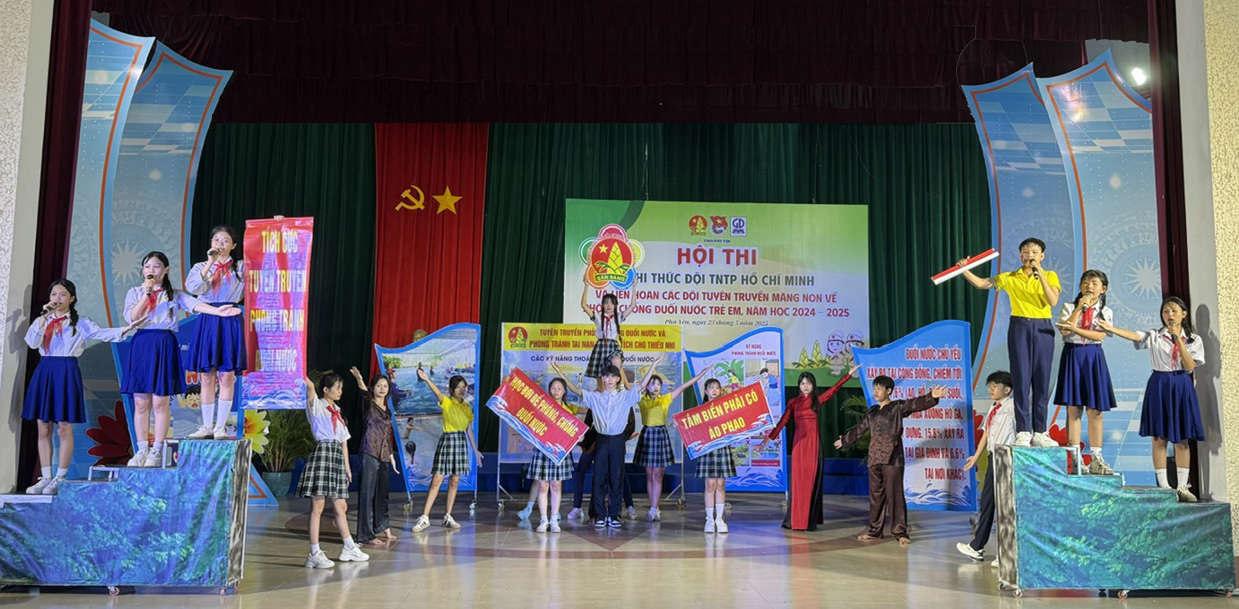 Khi măng non tuyên truyền phòng chống đuối nước