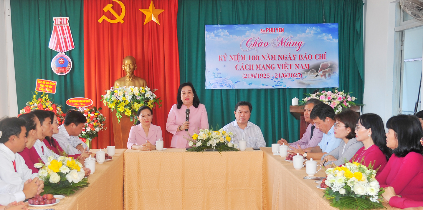Đoàn kết, xây dựng Báo Phú Yên phát triển