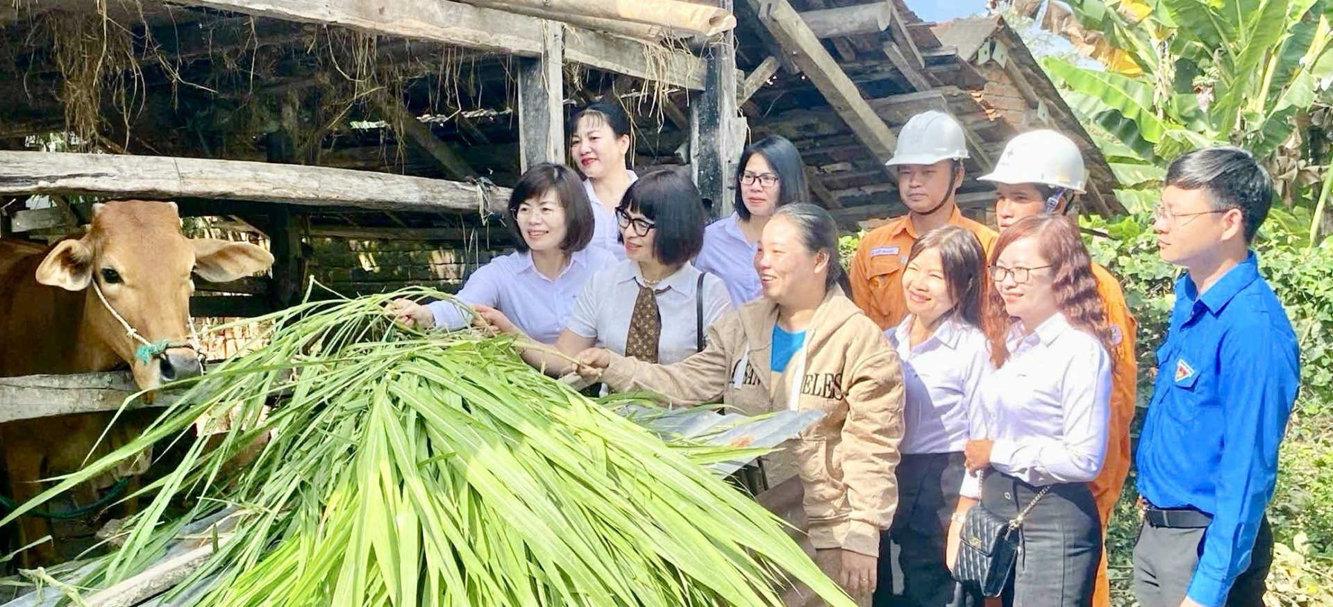 Đẩy mạnh các hoạt động chăm lo đời sống người lao động