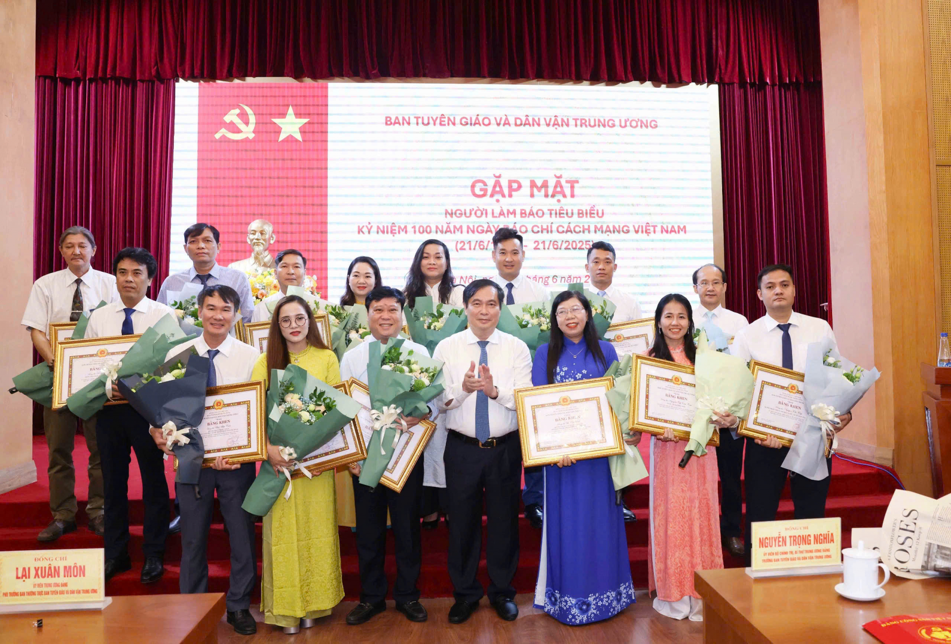 Phú Yên có một nhà báo được tuyên dương người làm báo tiêu biểu