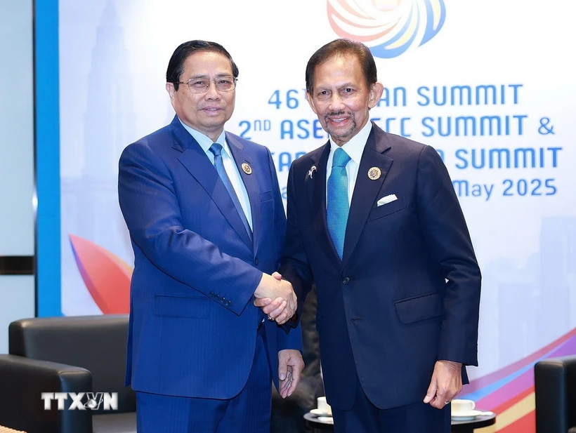Thủ tướng Chính phủ Phạm Minh Chính gặp Quốc vương Brunei