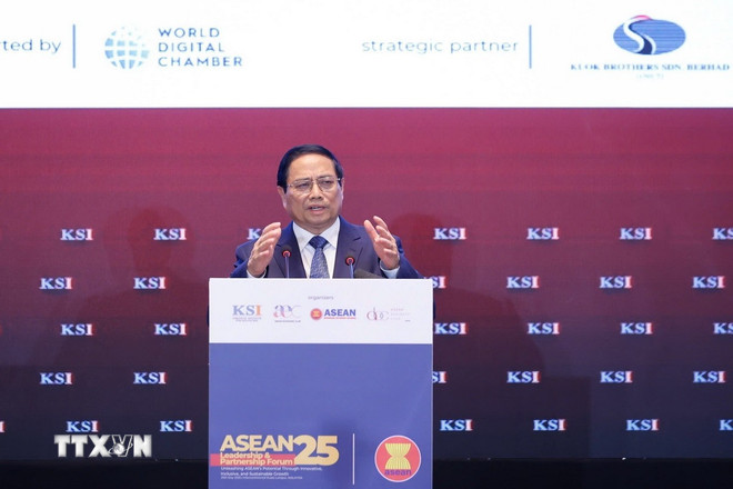 Thủ tướng Phạm Minh Chính phát biểu tại Diễn đàn Lãnh đạo và Đối tác ASEAN. Ảnh: TTXVN