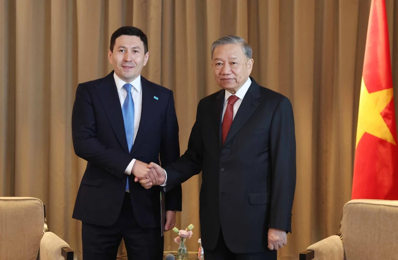 Tổng Bí thư Tô Lâm tiếp lãnh đạo một số doanh nghiệp lớn của Kazakhstan