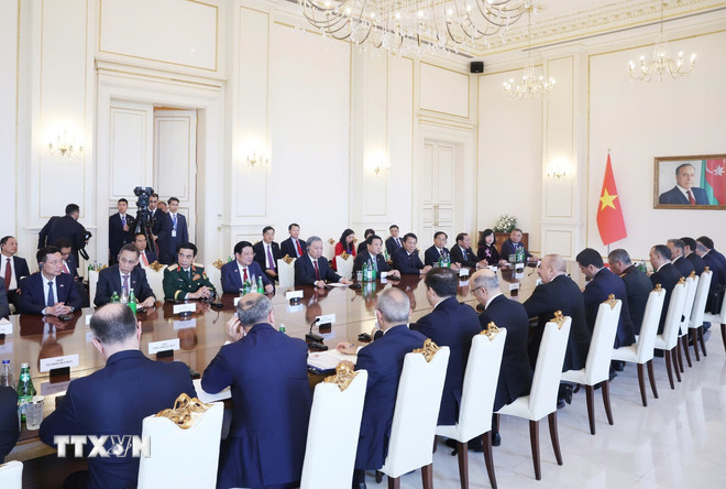 Tổng Bí thư Tô Lâm hội đàm cấp Nhà nước với Tổng thống Azerbaijan Ilham Aliyev. Ảnh: TTXVN