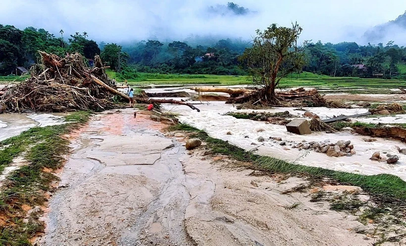 Khu vực Bắc Bộ, Trung Bộ và Tây Nguyên mưa lớn, có nguy cơ lũ quét, sạt lở