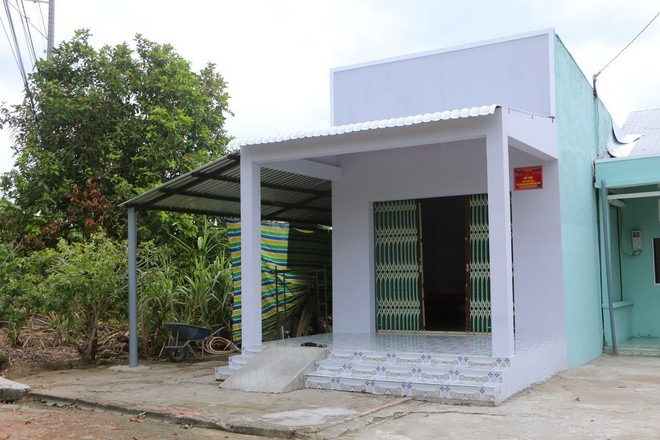 Đến ngày 8/5, Sóc Trăng đã bàn giao 6.700 căn đạt trên 75% so với kế hoạch, tỉnh đanng nỗ lực để hoàn thành sớm hơn so với dự kiến ban đầu trên 3 tháng. Ảnh: TTXVN
