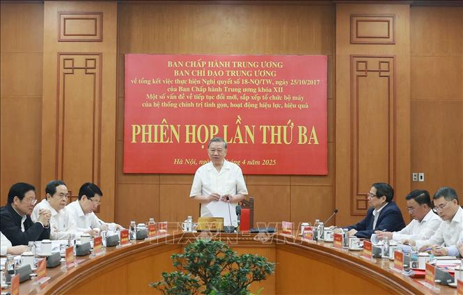 Tổng Bí thư Tô Lâm chủ trì phiên họp, sáng 14/4. Ảnh: TTXVN