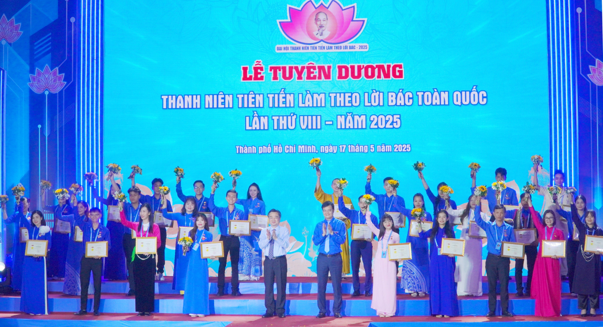 Trung ương Đoàn TNCS Hồ Chí Minh tổ chức lễ Tuyên dương Thanh niên tiên tiến làm theo lời Bác toàn quốc lần thứ VIII, năm 2025. Ảnh: TTXVN