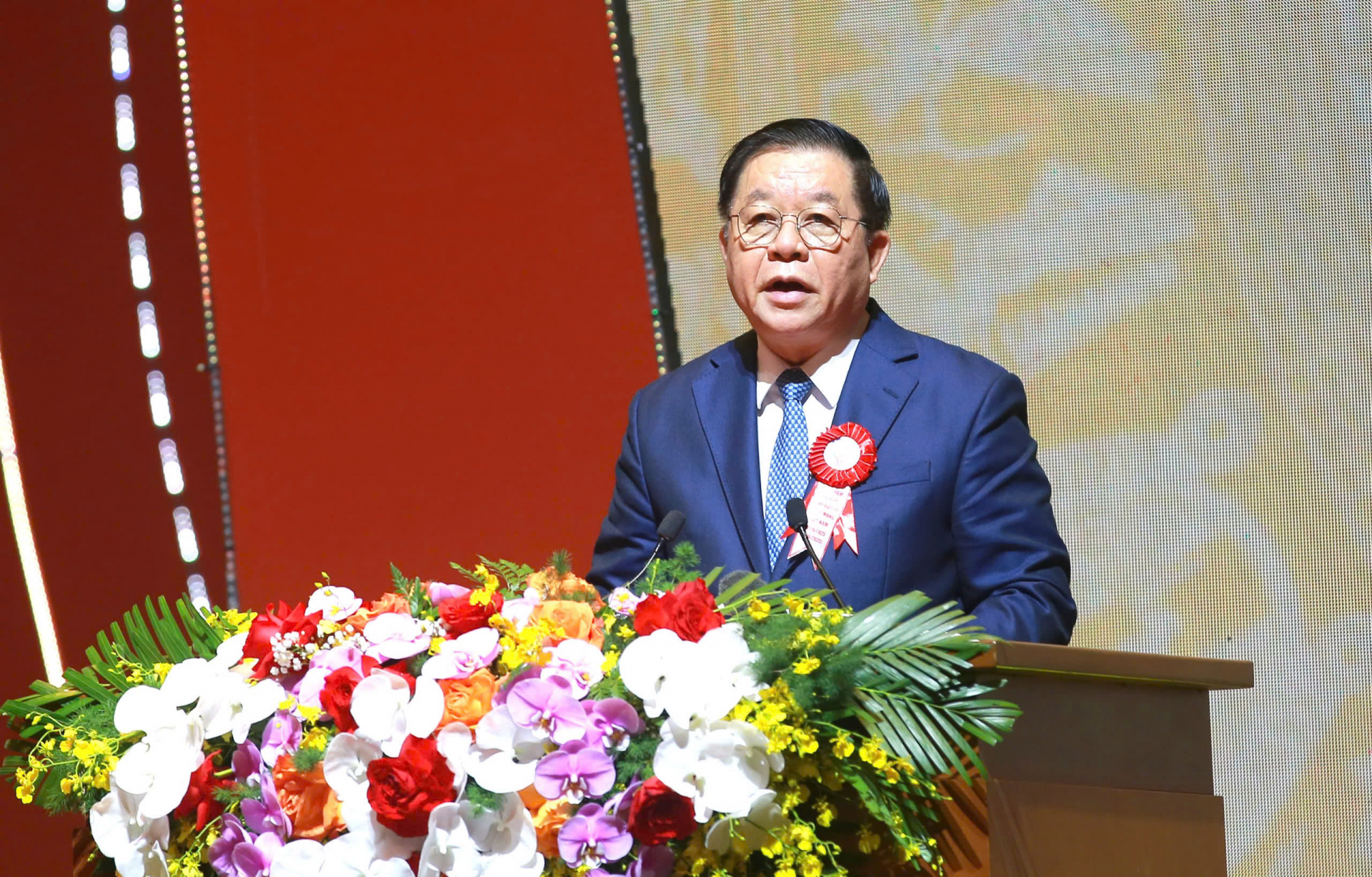 Đồng chí Nguyễn Trọng Nghĩa, Ủy viên Bộ Chính trị, Bí thư Trung ương Đảng, Trưởng ban Tuyên giáo và Dân vận Trung ương phát biểu tại lễ kỷ niệm. Ảnh: HÀ MY