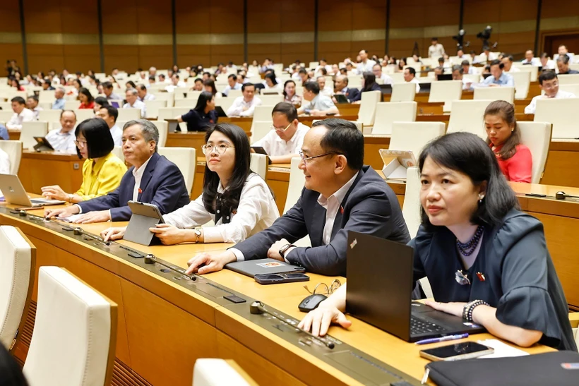 NA passes amended laws on corporate income tax, excise tax. Photo: VNA