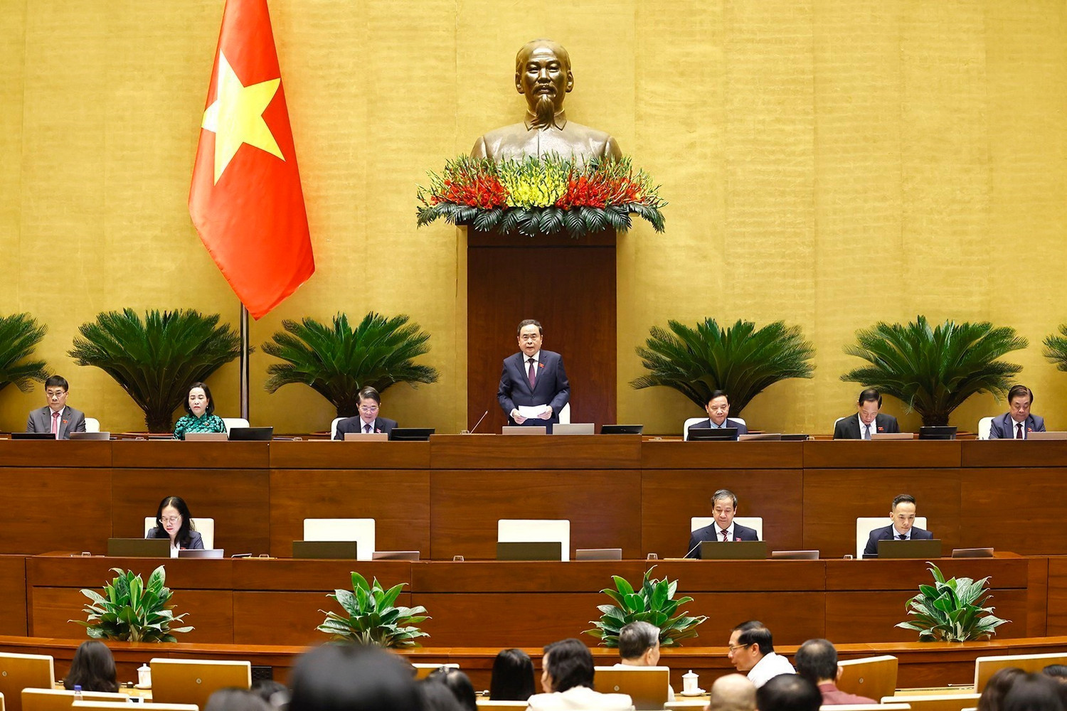 Chủ tịch Quốc hội Trần Thanh Mẫn chủ trì điều hành chất vấn. Ảnh: TTXVN