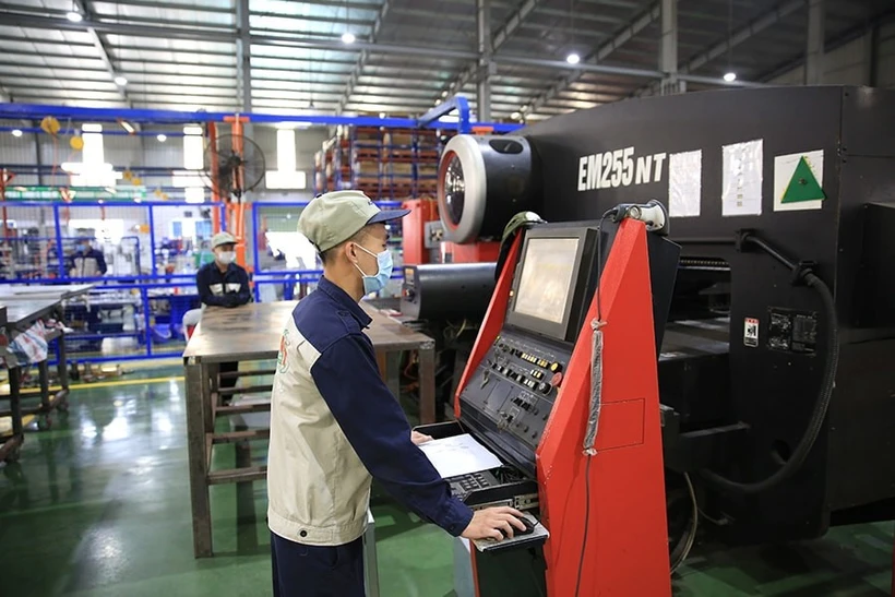 The A Chau Industrial Technology Joint Stock Company, based in Hanois Thuong Tin district, invests heavily in advanced technology. Photo: hanoimoi.vn