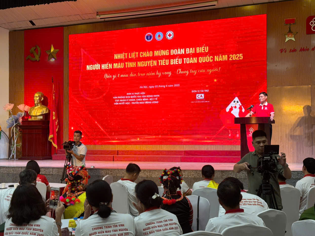Anh  Lê Văn Trường ở xã Hòa Thắng được tôn vinh người hiến máu tiêu biểu toàn quốc