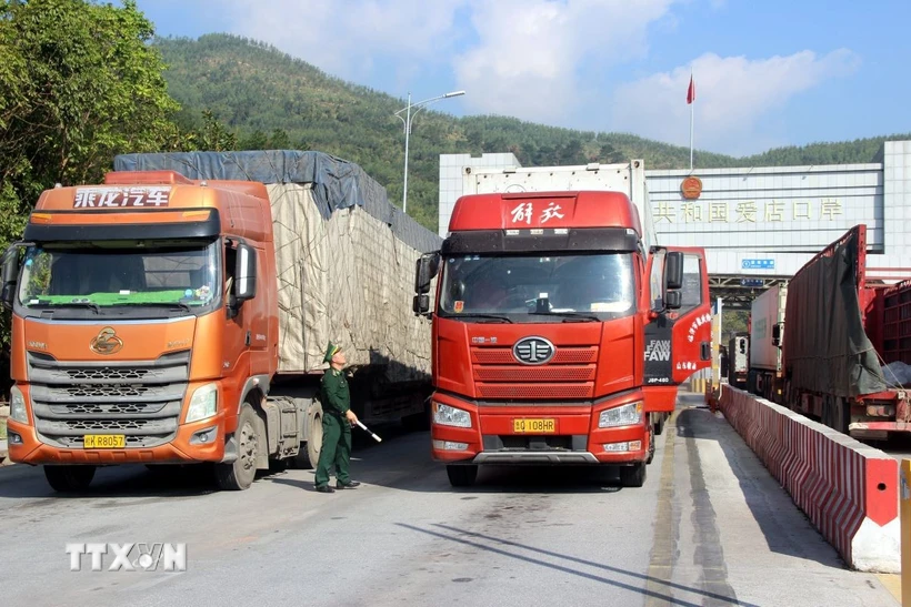 5 tháng đầu năm, thu ngân sách từ xuất nhập khẩu tăng 9,2%
