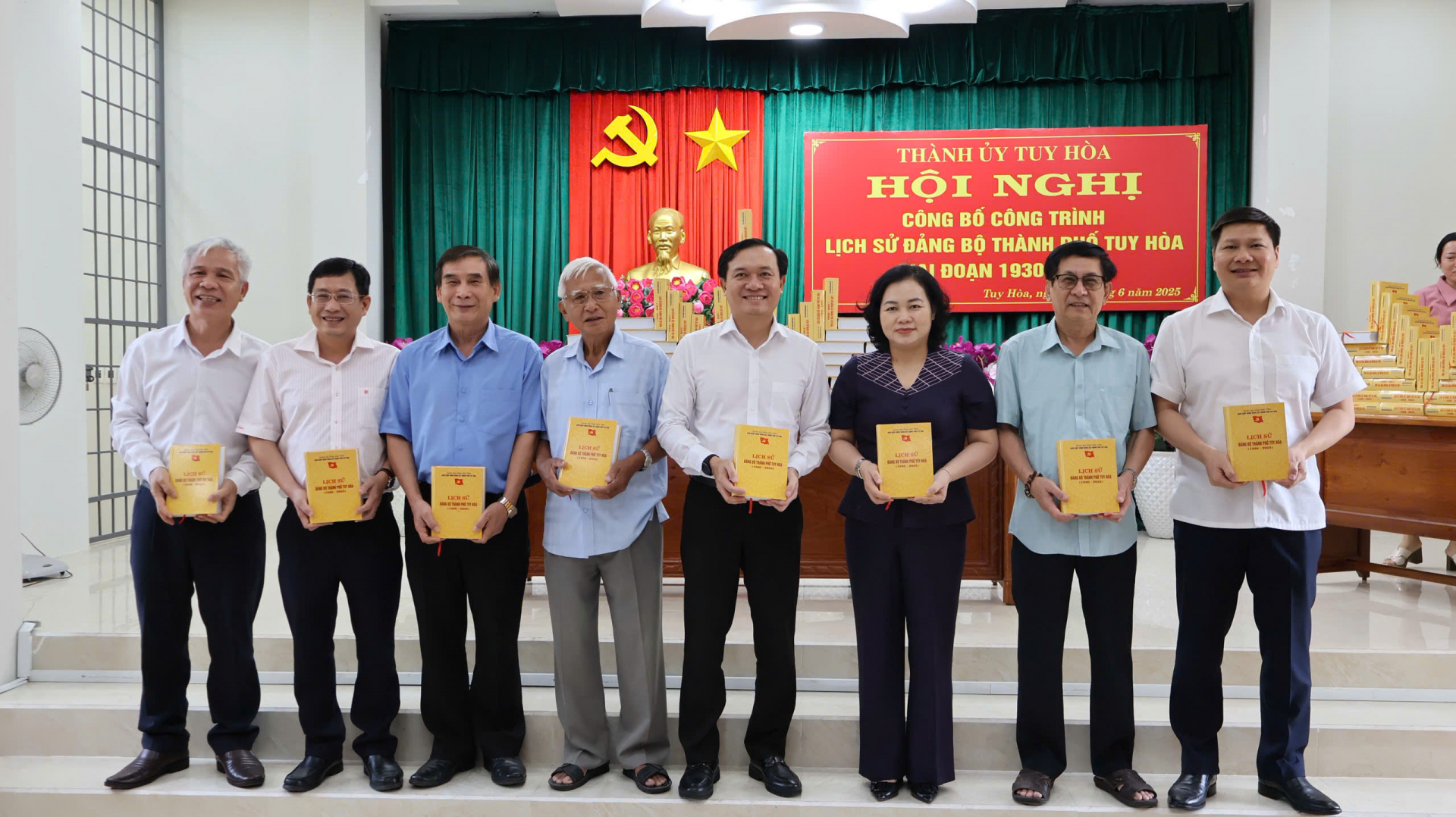 Công bố công trình Lịch sử Đảng bộ TP Tuy Hòa giai đoạn 1930-2025