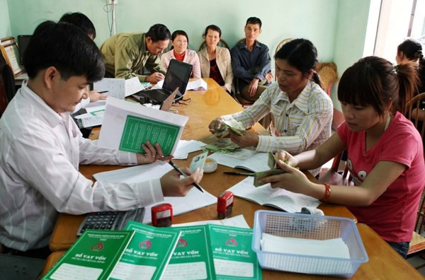 Bổ sung 25 tỉ đồng ủy thác cho vay hộ nghèo và các đối tượng chính sách